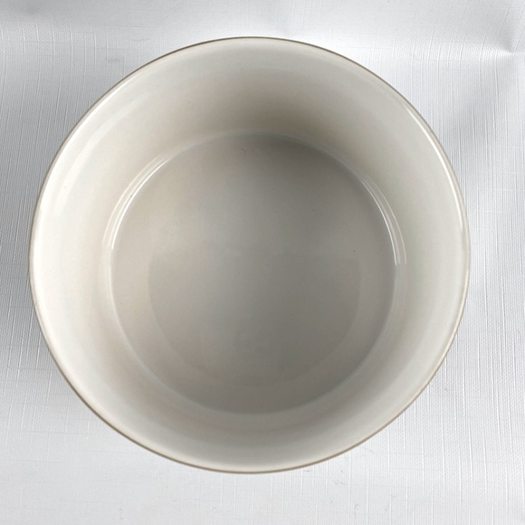 Wedgwood Made in England Vintage EUC Gold Rimmed Wild Strawberry Soufflé Dish - Picture 5 of 6